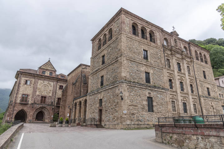 49 - La Rioja - monasterio de Valvanera